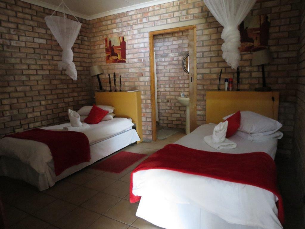 Melissa'S Guest House Kamanjab Екстер'єр фото